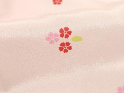 平和屋着物[]子供　女の子　３歳　肌着・足袋・腰紐セット　舞桜文　たとう紙付き　さんび謹製　伊勢丹扱い　AABF2350ja