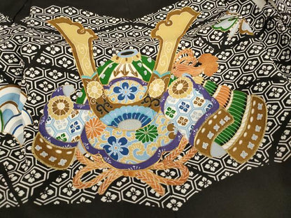 平和屋着物[]七五三　男の子　5歳　羽織　駒刺繍　兜　金彩　洗える着物　AABF2376ja