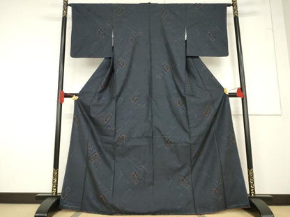 平和屋着物●本場大島紬 カタス7マルキ 舞蝶文 正絹 逸品 AABF2876ck