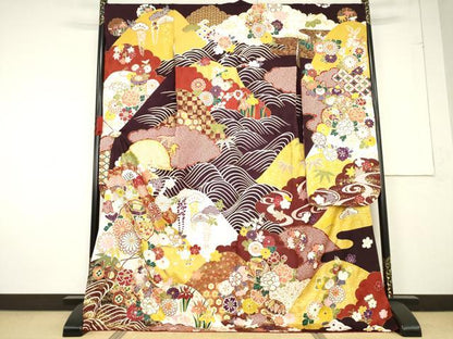 平和屋着物●豪華振袖 駒刺繍 貝桶花毬文 金彩 ロング丈 正絹 逸品 AABF2885ck