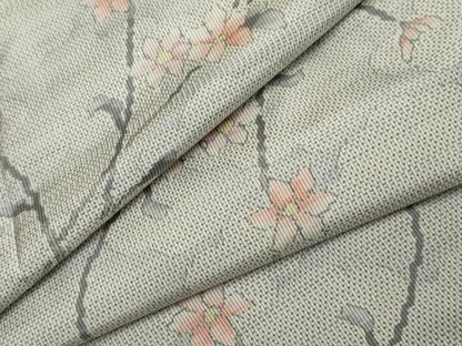 平和屋着物●本場大島紬　白大島　総絣　枝花文　正絹　逸品　未使用　AABF2932cs