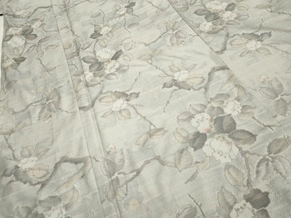 平和屋着物●本場大島紬　白大島　総絣　枝花文　正絹　逸品　未使用　AABF2934cs