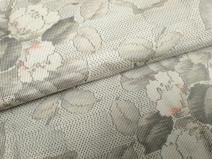 平和屋着物●本場大島紬　白大島　総絣　枝花文　正絹　逸品　未使用　AABF2934cs