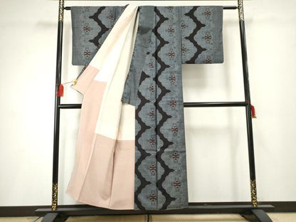 平和屋着物●本場大島紬 割込み絣 器物文 正絹 逸品 AABF2968cs
