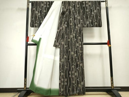 平和屋着物●本場大島紬 泥染め 一元7マルキ 南天蔦の葉文 正絹 逸品 AABF2969cs