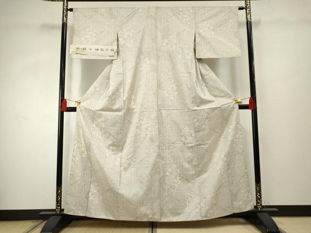 平和屋着物●本場大島紬 白大島 カタス9マルキ 吉祥枝花文 反端付き 正絹 逸品 AABF3008cs