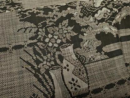 平和屋着物●本場大島紬 泥染め カタス9マルキ 陶器花松文 正絹 逸品 AABF3038cs