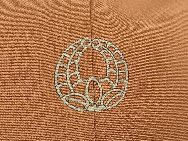 平和屋着物■上質な色無地 草花地紋 江戸茶色 お召縮緬 正絹 逸品 AABF3067ph