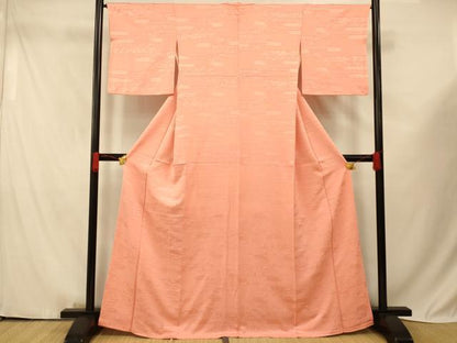 平和屋着物■上質な色無地 エ霞地紋 珊瑚色 そごう百貨店扱い 正絹 逸品 AABF3210fw