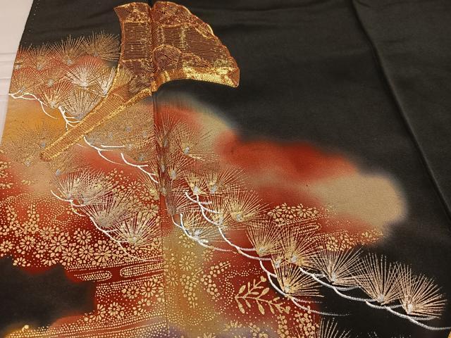 平和屋着物■豪華黒留袖　駒刺繍　草花文　暈し染め　金彩　正絹　逸品　AABF3507ph
