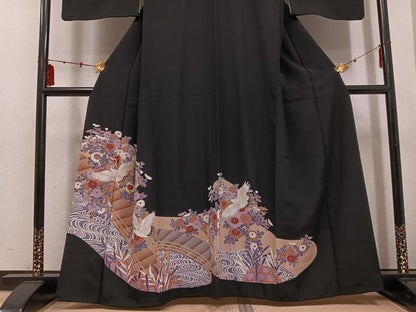 平和屋着物■豪華黒留袖　駒刺繍　飛鶴草花文　正絹　逸品　AABF3514ph