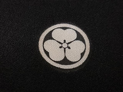平和屋着物■豪華黒留袖　駒刺繍　飛鶴草花文　正絹　逸品　AABF3514ph