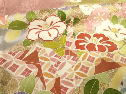 平和屋着物●創業460年・千總　振袖　駒刺繍　矢羽根花文　暈し染め　金彩　松坂屋扱い　正絹　逸品　AABF3565ck