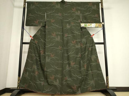 平和屋着物●本場結城紬 重要無形文化財 100亀甲 舞蝶芝文 証紙付き 正絹 逸品 AABF3569ck