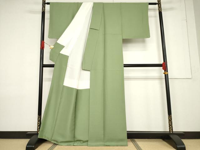 平和屋着物●上質な色無地 柳茶色 反端付き 正絹 逸品 未使用 AABF3597ck