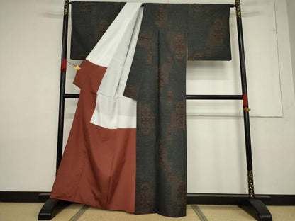 平和屋着物●本場大島紬 カタス7マルキ 短冊花文 松元勝彦作 証紙付き 正絹 逸品 AABF3604ck