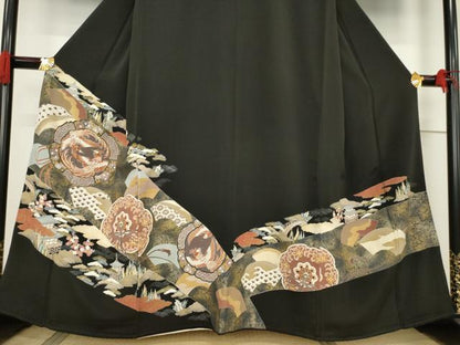 平和屋着物●豪華黒留袖 友禅 駒刺繍 鏡裏鳳凰花文 金彩 正絹 逸品 AABF3621ck