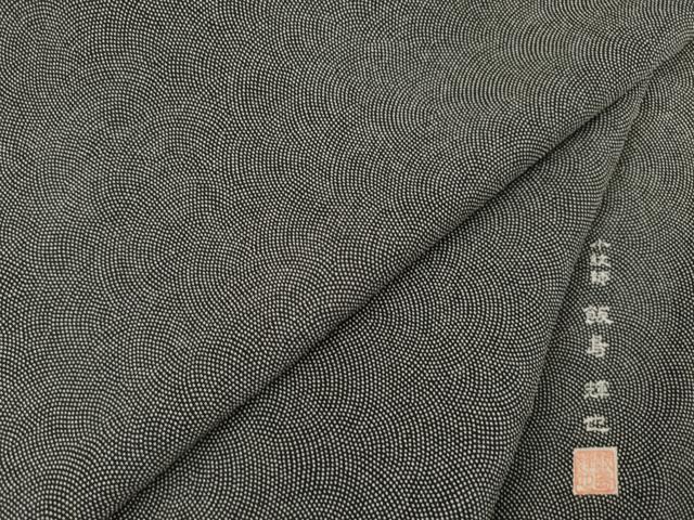 平和屋着物●小紋師 飯島輝也 江戸小紋 鮫小紋柄 黒地 正絹 逸品 AABF3952ck