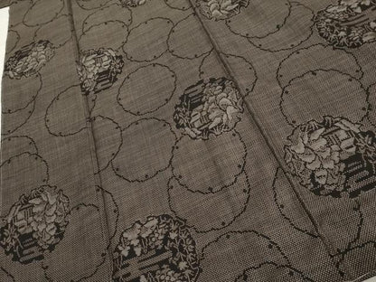 平和屋着物●本場大島紬 泥染め カタス7マルキ 雪輪重ね風景文 正絹 逸品 未使用 AABF4238cs