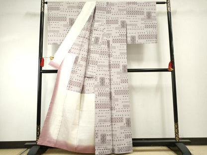 平和屋着物●上質な紬 琉球絣文様 胴抜き仕立て 正絹 逸品 未使用 AABF4239cs