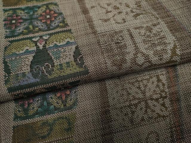 平和屋着物●本場大島紬 泥染め カタス9マルキ 花唐草文 正絹 逸品 AABF4272cs