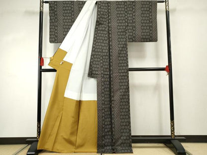 平和屋着物●本場大島紬 カタス7マルキ 花間道 黒地 正絹 逸品 AABF4277cs