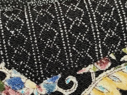 平和屋着物●上質な小紋 吉祥花唐草文 黒地 鬼しぼ縮緬 正絹 逸品 AABF4285cs