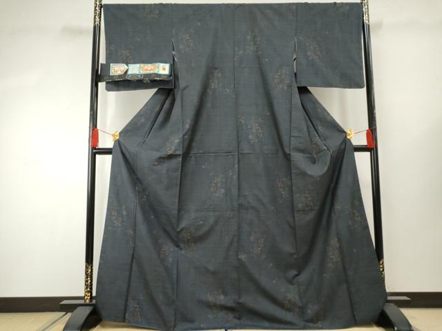 平和屋着物●本場大島紬 純泥染め カタス7マルキ 蔦の葉文 山下織物謹製 証紙付き 正絹 逸品 AABF4294cs