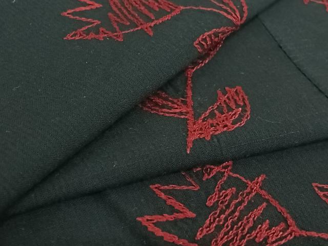 平和屋着物▽上質な小紋 単衣 総刺繍 草花文 黒地 綿 逸品 AABF4324jh