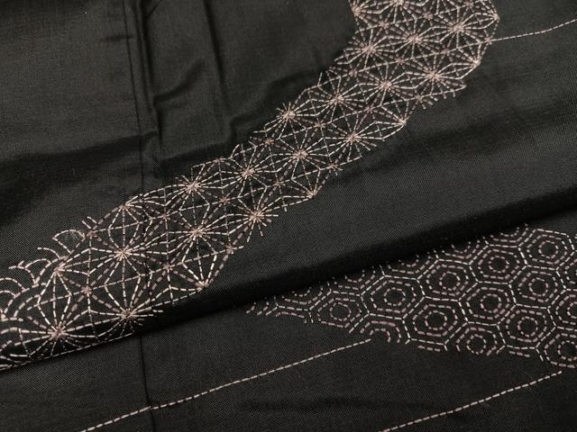 平和屋着物●本場大島紬 刺繍 刺し子 正絹 逸品 AABF4456ph