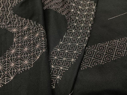 平和屋着物●本場大島紬 刺繍 刺し子 正絹 逸品 AABF4456ph