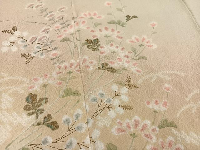 平和屋着物●十日町 名門 滝泰謹製 訪問着 絞り 草花文 暈し染め 金彩 正絹 逸品 AABF4466ph