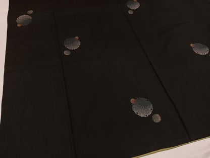 平和屋着物●本場大島紬 カタス9マルキ 地空き 雪輪文 ますいわ屋扱い 正絹 逸品 AABF4470ph