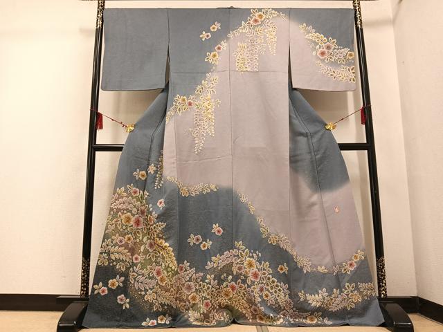 平和屋着物●越後十日町の一流染匠 桐屋・翠山工房 徳永憲峯 訪問着 絞り 草花文 金彩 金通し地 正絹 逸品 AABF4474ph