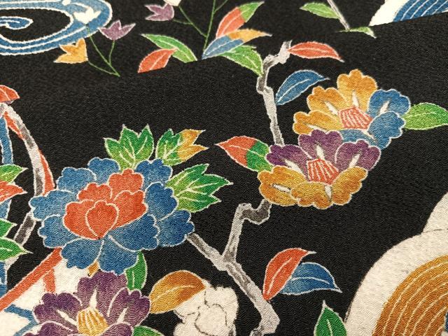 平和屋着物●豪華振袖 流水花文 黒地 鬼しぼ縮緬 正絹 逸品 AABF4488ph