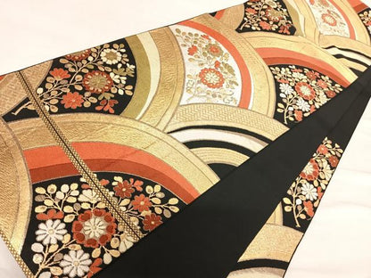 平和屋着物◎六通柄 本袋帯 草花文 黒地 金糸 正絹 逸品 AABF4539yx