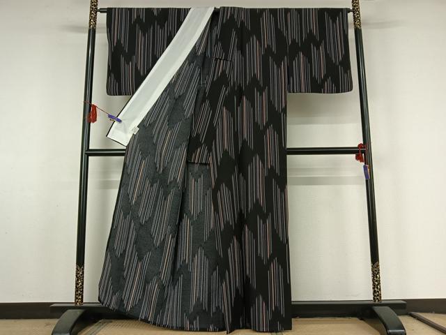 平和屋着物▽小紋 単衣 矢絣 黒地 洗える着物 AABF5031jh