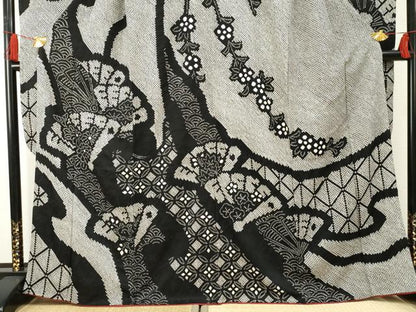 平和屋着物●豪華振袖 総絞り 檜扇枝垂れ花文 黒地 正絹 逸品 AABF5125cs