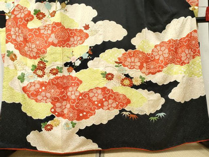 平和屋着物●豪華振袖 駒刺繍 絞り 雲重ね花唐草文 黒地 金銀糸 正絹 逸品 AABF5131cs