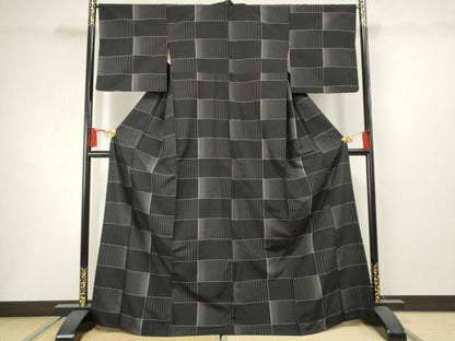 平和屋着物●上質な紬 格子 黒地 正絹 逸品 AABF5152cs