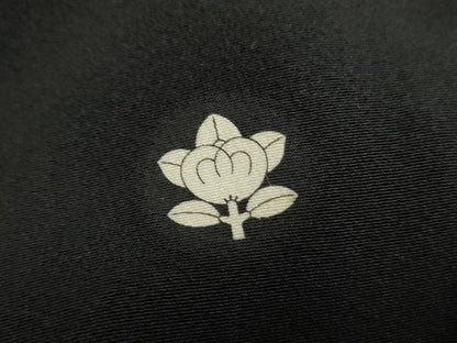 平和屋着物●本加賀友禅作家 染元千紅代表 寺西一紘 黒留袖 吉祥草花文 正絹 逸品 AABF5175cs