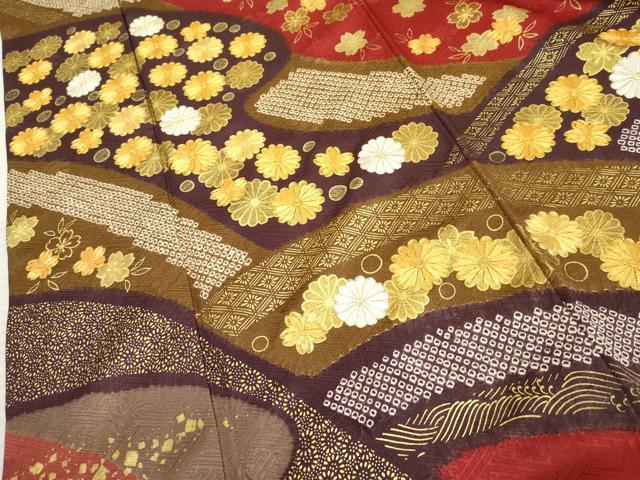 平和屋着物●十日町 名門青柳謹製 振袖・長襦袢(袷)セット 駒刺繍 絞り 舞花文 金彩 長襦袢：半衿刺繍 広衿仕立て 正絹 逸品 AABF5187cs