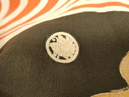 平和屋着物●アンティーク 大正ロマン 振袖 駒刺繍 扇面立波吉祥花文 黒地 金彩 ロング丈 正絹 逸品 AABF5232cs