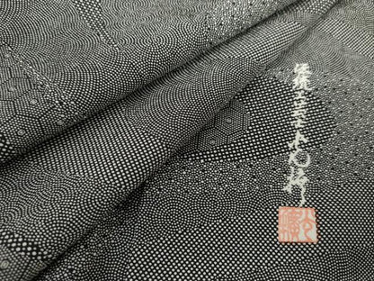 平和屋着物●伝統工芸師 服部光擴 江戸小紋 流水吉祥文 黒地 正絹 逸品 AABF5265cs
