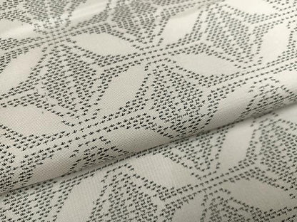 平和屋着物●本場大島紬 カタス7マルキ 麻の葉文様 正絹 逸品 AABF5324ph