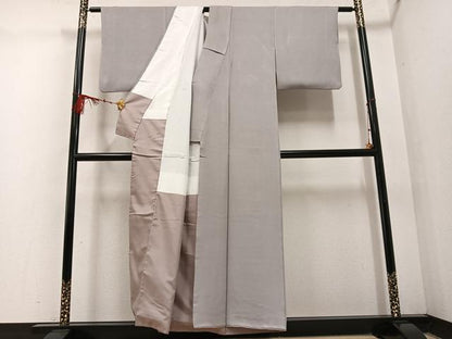 平和屋着物●上質な色無地 花鳥地紋 利休白茶色 正絹 逸品 AABF5339ph