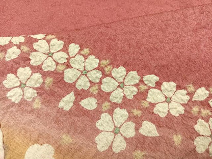 平和屋着物●豪華振袖 絞り 舞花文 暈し染め 金通し地 鈴乃屋扱い 正絹 逸品 AABF5340ph