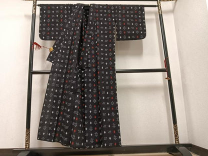 平和屋着物●久留米絣 単衣 琉球絣文様 綿 逸品 AABF5364ph