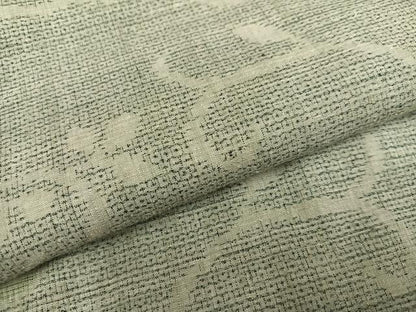 平和屋着物●本場結城紬 重要無形文化財 100亀甲 唐草文 正絹 逸品 AABF5374ph