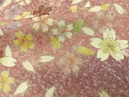 平和屋着物●豪華振袖 駒刺繍 舞花文 暈し染め 金彩 金通し地 正絹 逸品 AABF5390ph